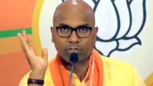 కవితవి పిట్టల దొరసాని మాటలు.. బీజేపీనే ఆమెకు రాజకీయ సమాధి కట్టింది: ఎంపీ ధర్మపురి అర్వింద్